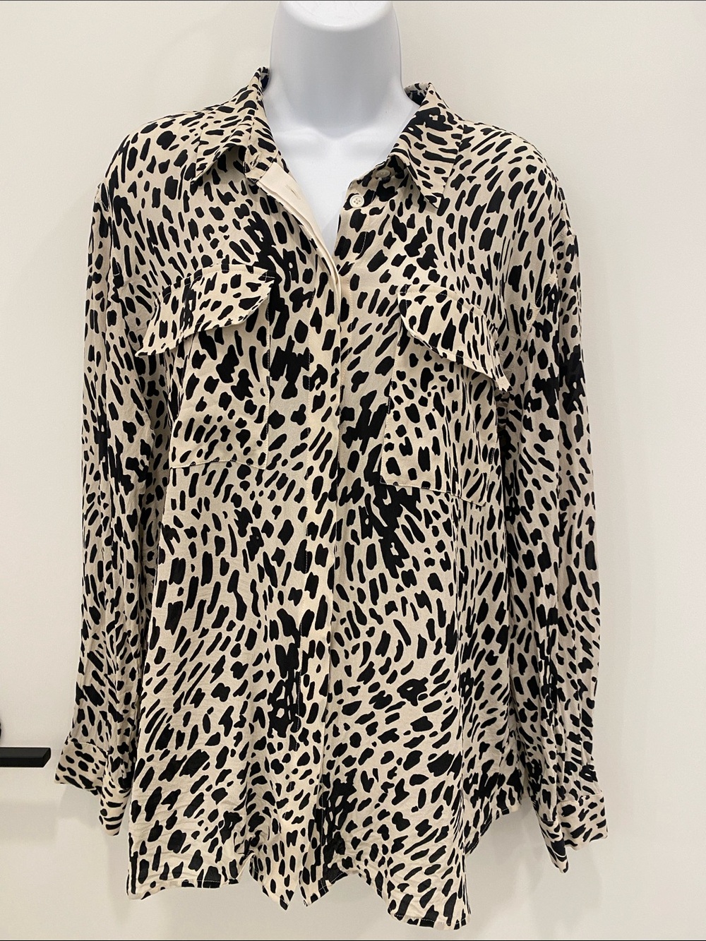 Lafayette 148 Silk Animal Print Button-Up Blouse L